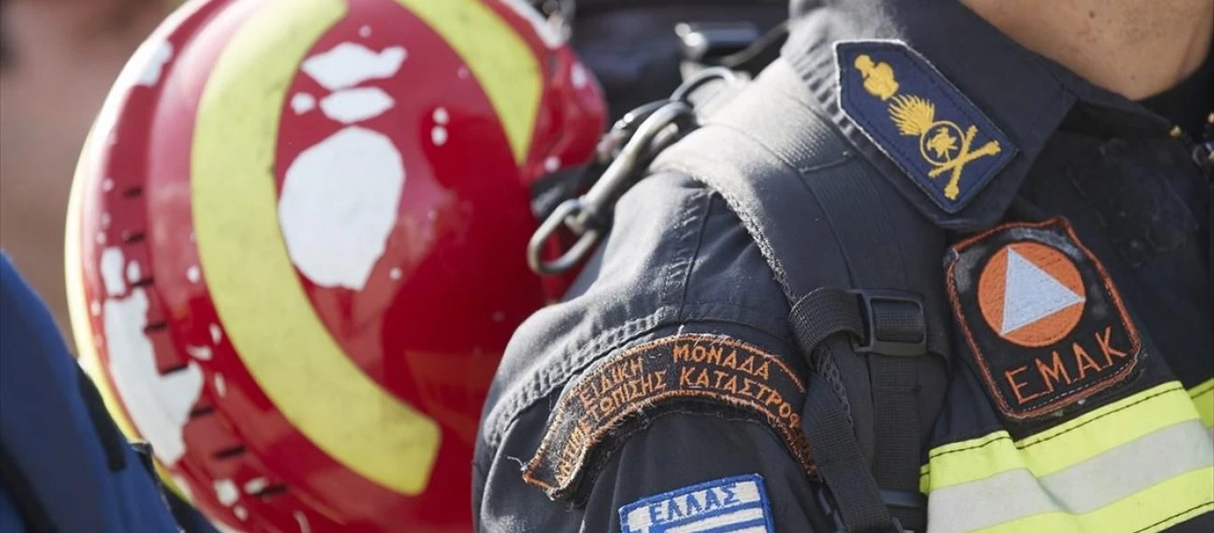 Γεγονός ο υποχρεωτικός εμβολιαμός στην Ελλάδα: Διορία στην ΕΜΑΚ να εμβολιαστούν αλλιώς θα αντικατασταθούν